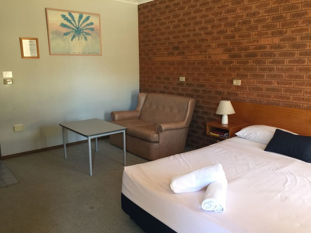 Bridge Motor Inn Tocumwal Exterior photo